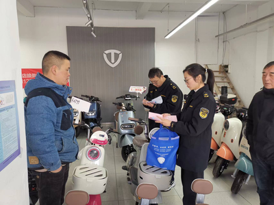 金湖縣市場(chǎng)監(jiān)管局 嚴(yán)把質(zhì)量關(guān)，筑牢安全線——開(kāi)展電動(dòng)自行車產(chǎn)品質(zhì)量安全專項(xiàng)檢查行動(dòng)紀(jì)實(shí)